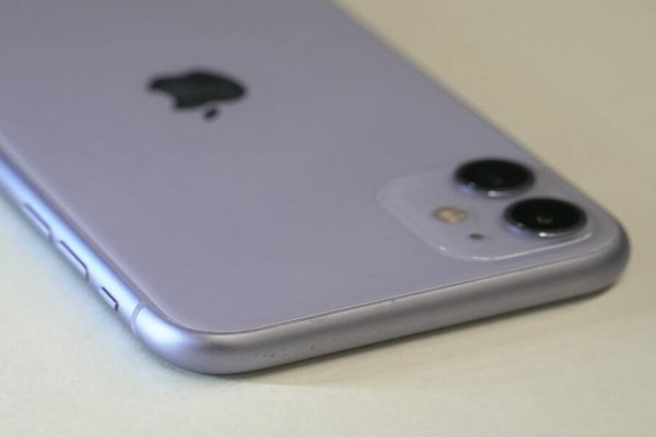 Apple iPhone 11	Specifications