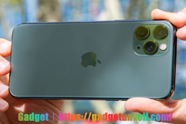 Apple iPhone 11 Pro Price & Specs